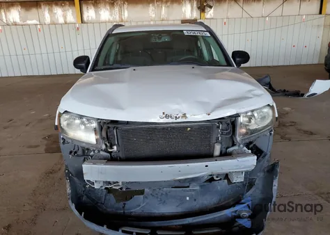 2016 Jeep Compass Sport z USA, uszkodzony, nr VIN 1C4NJCBB4GD506405